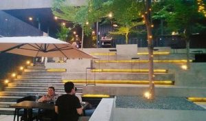 Mengintip 5 Cafe Instagramable di Depok 6 cafe instagramable di depok walking drums