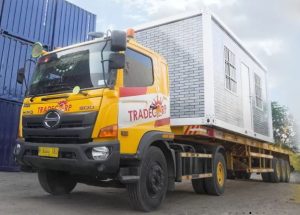 Melawan Gelombang COVID-19 dengan Bantuan Kontainer 3 covid-19 kontainer