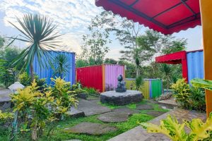 5 Hotel Kontainer yang Wajib Anda Kunjungi 4 hotel container literooms
