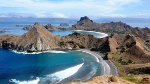 5 Lokasi Wisata Cocok untuk Hotel Kontainer 2 hotel kontainer labuan bajo