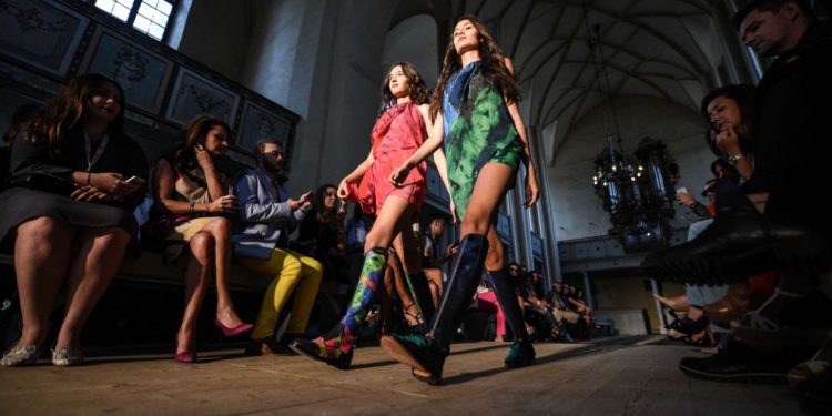 Peran Kontainer dalam Bisnis Fashion 2 Peran Kontainer dalam Bisnis Fashion