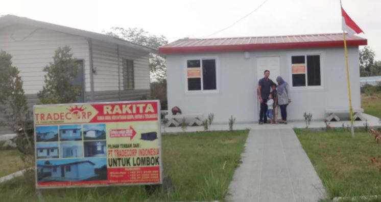 Ini Penjelasan Lengkap Sandwich Panel 4 apa itu Sandwich Panel? simak penjelasan lengkap tentang sandwich panel dengan material EPS, mineral wool atau polyurethane (PIR). cek juga harga dinding sandwich panel, atap sandwich panel dan plafon sandwich panel di artikel ini.