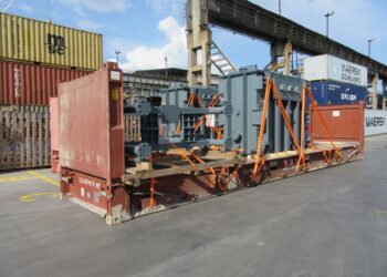 penggunaan flatrack containers