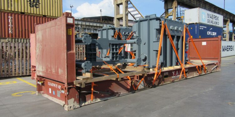 Oversized Cargo: Contoh & Transportasinya dengan Flat Rack dan Roll Trailer 1 penggunaan flatrack containers