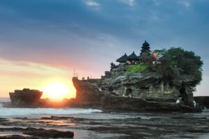 Sejarah Tari Kecak Bali & 5 Lokasi Pertunjukan Terbaik 4 sejarah tari kecak bali, tari kecak bali, bali, tari kecak uluwatu, tanah lot, tanah lot bali, tari kecak tanah lot bali