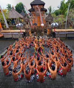 Sejarah Tari Kecak Bali & 5 Lokasi Pertunjukan Terbaik 5 tari kecak bali, sejarah tari kecak, bali, tari kecak , tari kecak ubud, ubud bali, wisata ubud