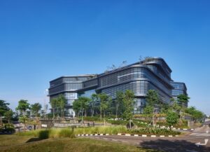 5 Jenis Bangunan Komersial Berbentuk Unik Serta Fungsinya 5 kantor unilever indonesia