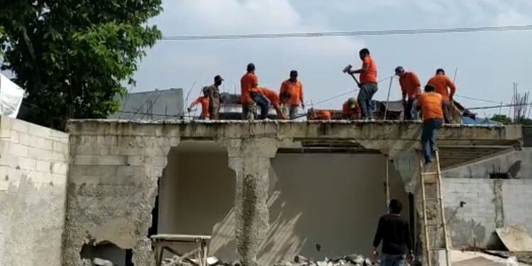 Bangunan Tanpa IMB,Waspada 3 Sanksi Hukum yang Merugikan! 9 Bangunan Tanpa IMB,Waspada Sanksi Hukum yang Merugikan!
