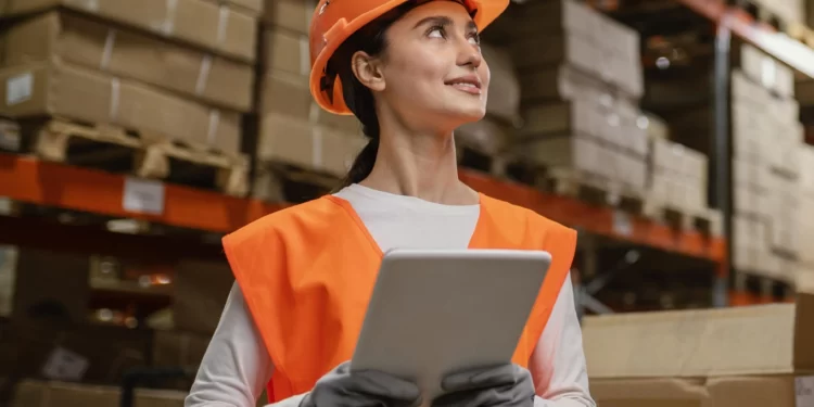 tugas admin logistik