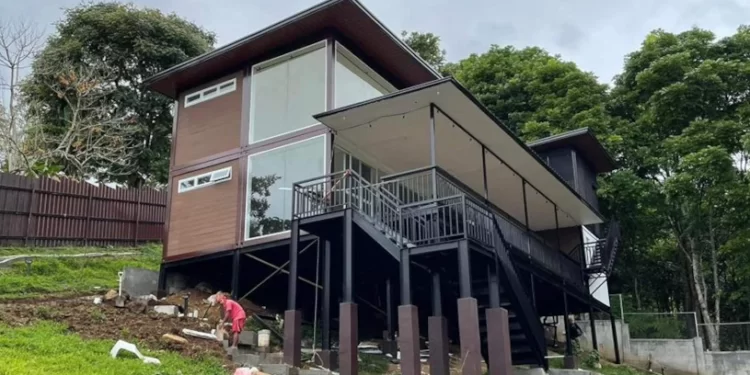 4 Model Rumah Tingkat Sederhana dan Multifungsi 1 model rumah tingkat