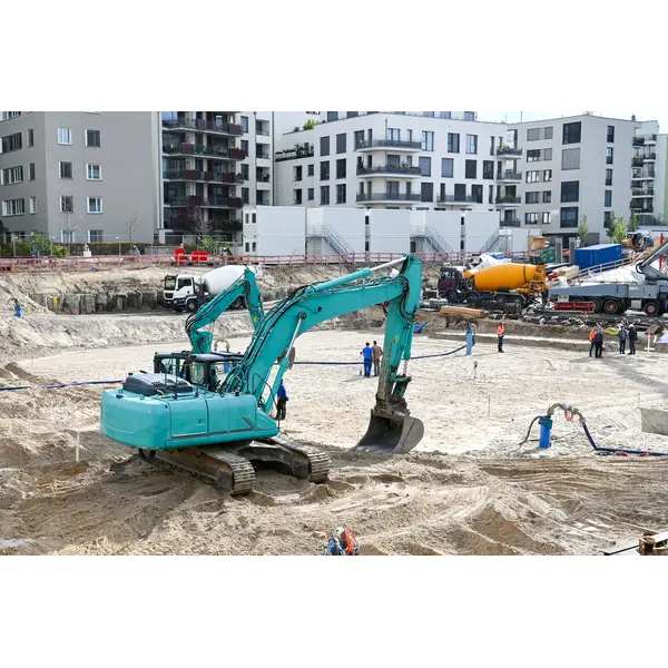 Alat Berat Excavator: Fungsi, Jenis, dan Cara Angkutnya 3 Gambar Alat Berat Excavator Hydraulic excavator