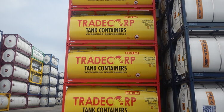 Fungsi ISO Tank Container untuk Pengangkutan Apa Saja? 1 20' ISO Tank Container T11