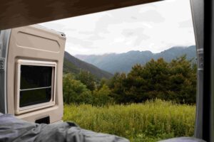 Penginapan Kontainer, Bantu Bisnis Glamping Lebih Efisien! 2 penginapan kontainer