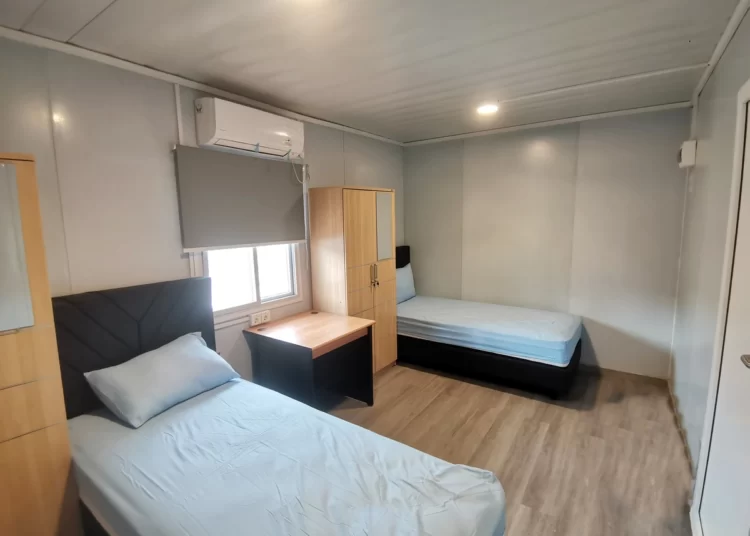 Rumah Peti Kemas dengan Model Minimalis, Cek Desainnya 3 ModBox Bedroom 2