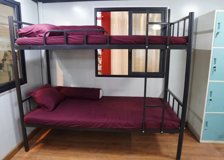 Rumah Peti Kemas dengan Model Minimalis, Cek Desainnya 32 ModHouse Indoor 10