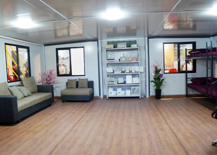 Rumah Peti Kemas dengan Model Minimalis, Cek Desainnya 38 ModHouse Indoor 4