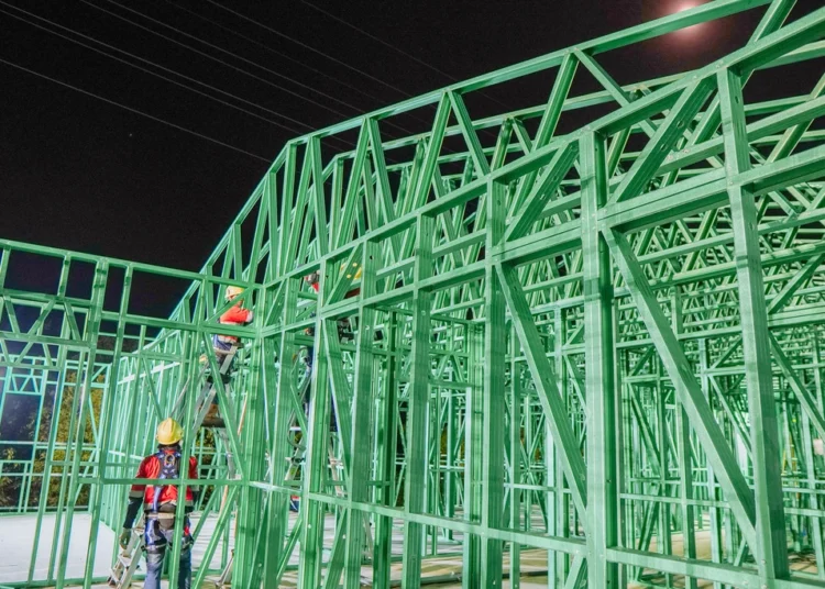 Gudang Industri Berbasis Konstruksi Baja, Apa Keuntungannya? 3 Why Use Light Gauge Steel for Roof Framing