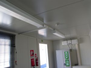 Fasilitas P3k di Tempat Kerja, Prosedur dan Solusi Bangunan! 8 Fasilitas P3k di Tempat Kerja, first aid room container, first aid rooms, first aid container, klinik container, klinik kontainer, ugd container, igd container
