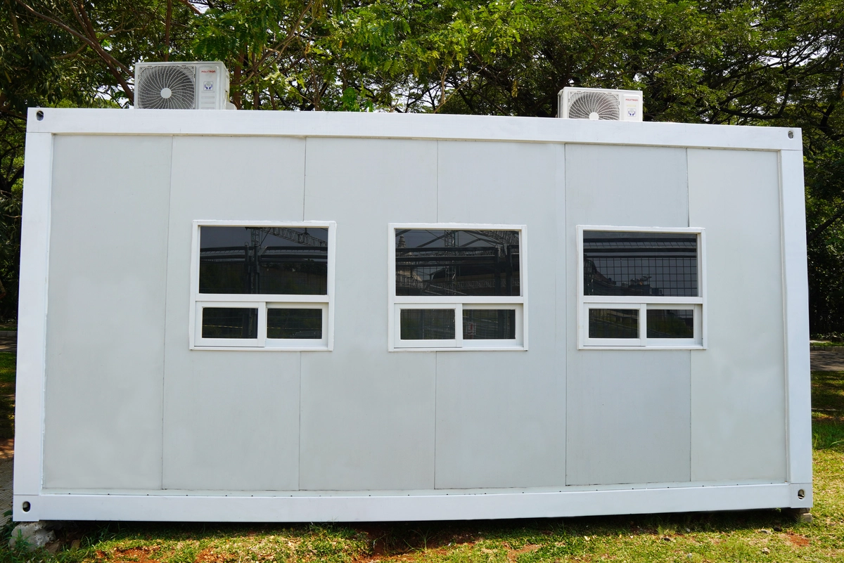 Solusi Tempat Tinggal Darurat dari Bangunan Prefab Modular 6 Solusi Tempat Tinggal Darurat dari ModPack 1