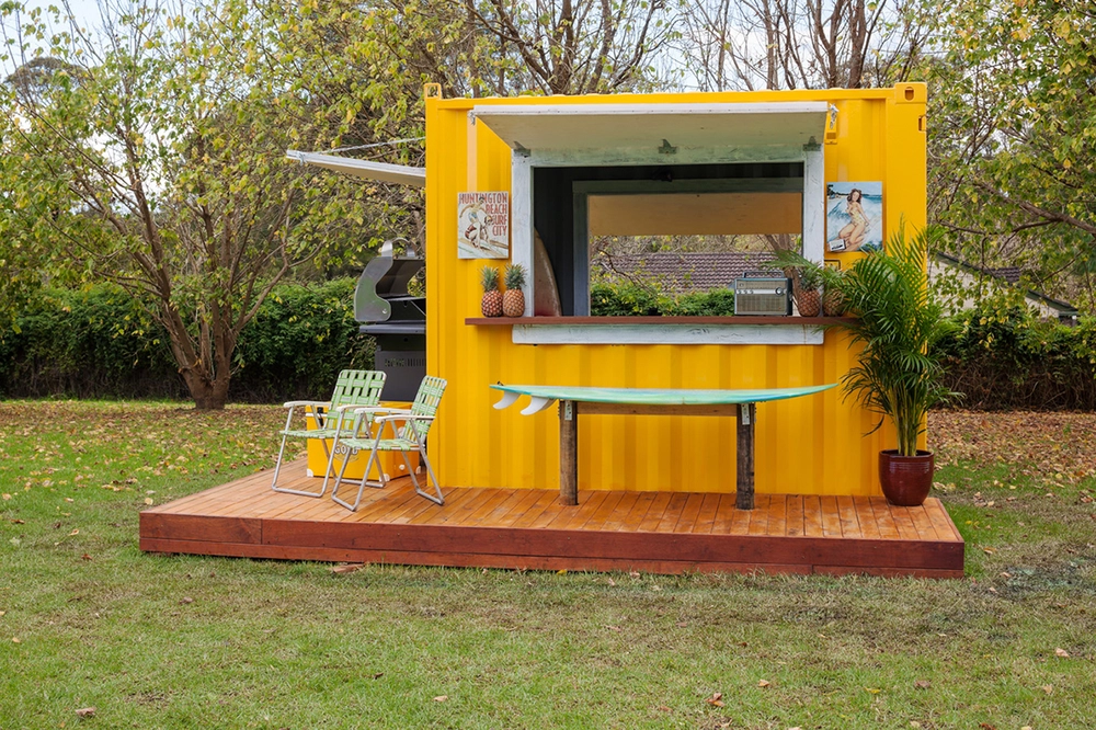 Container Jualan Minimalis dalam Beragam Desain, Cek Harganya 4 Desain Container Jualan Minimalis Ukuran 10 Feet 2