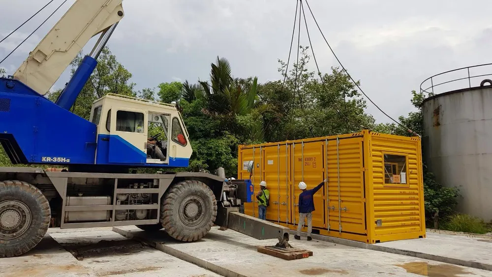 Rumah Genset dari Kontainer Modifikasi, Bagaimana Desainnya? 5 Rumah Genset dari Kontainer Modifikasi 3