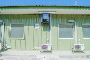 Solusi Rumah Sementara di Lokasi Proyek, Cek Unit Ini! 5 rumah sementara, rumah konstruksi baja, konstruksi rumah baja, mess karyawan, rumah proyek, mess proyek, bangunan akomodasi,akomodasi proyek