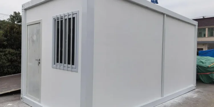 Precast Concrete House Using Sandwich Panels 1 ModBox Pro Rumah Precast dengan Sandwich Panel 1