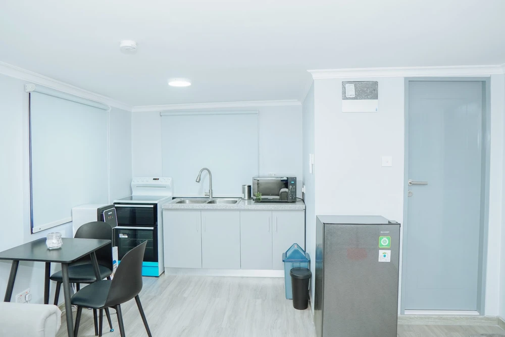Modular Homes 2 Kamar: Model Simpel & Pembangunan Cepat 7 Rumah Modular ModHouse Tradecorp Sisi Kitchen 1