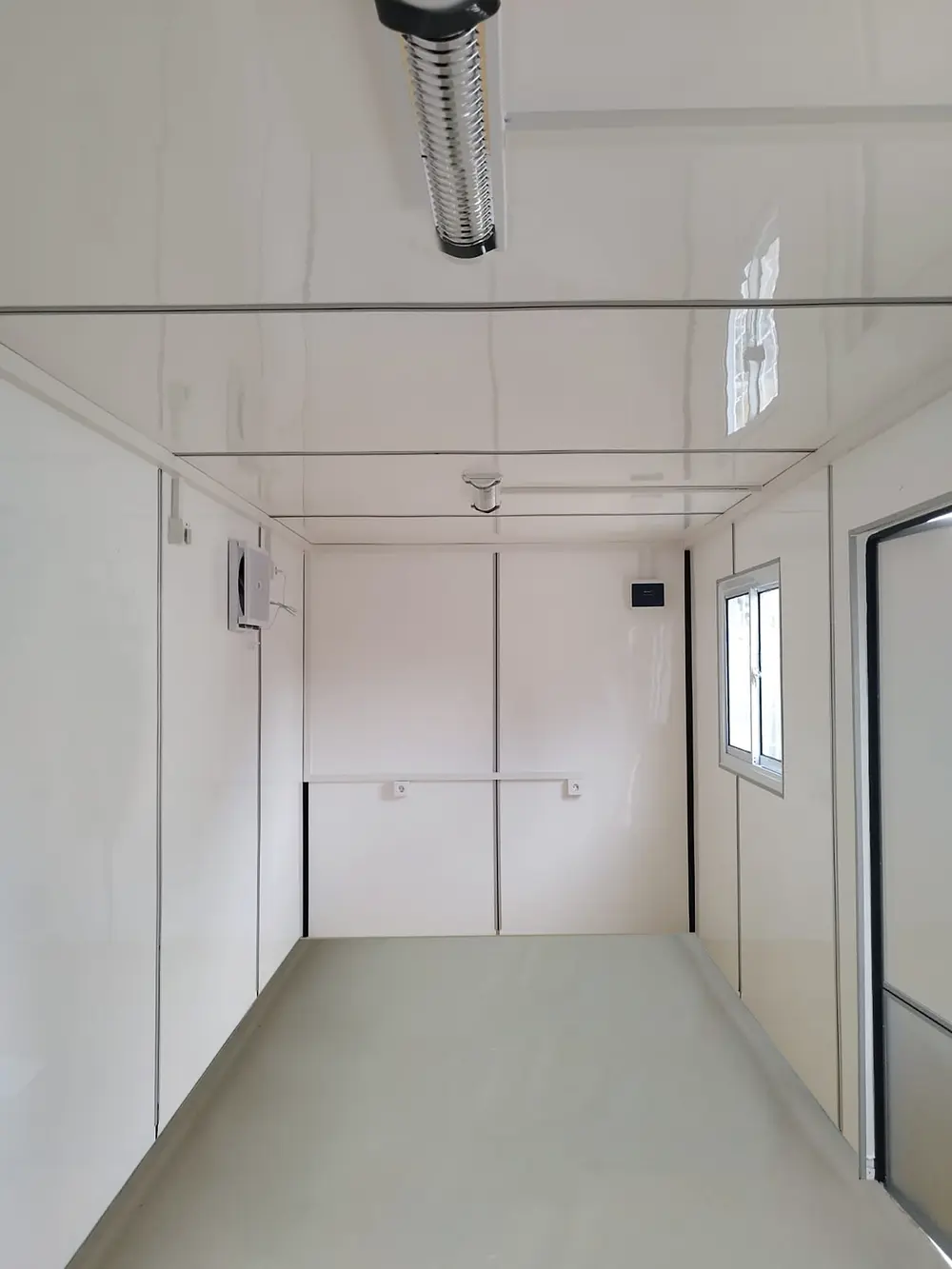 Modifikasi Kontainer untuk Kantor, Cafe, Kitchen, Laundry 5 Harga Office Container 20 Feet White 3