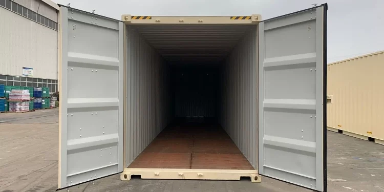 How Wide is a Shipping Container 20ft or 40ft