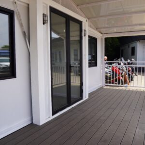 expandable container